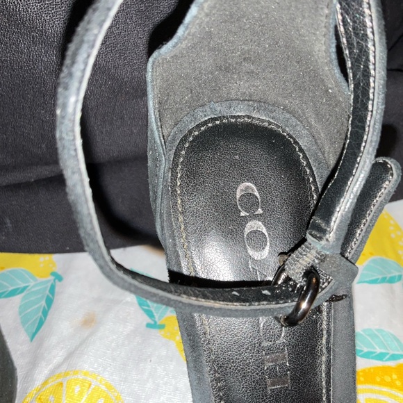 Heels - Picture 2 of 9